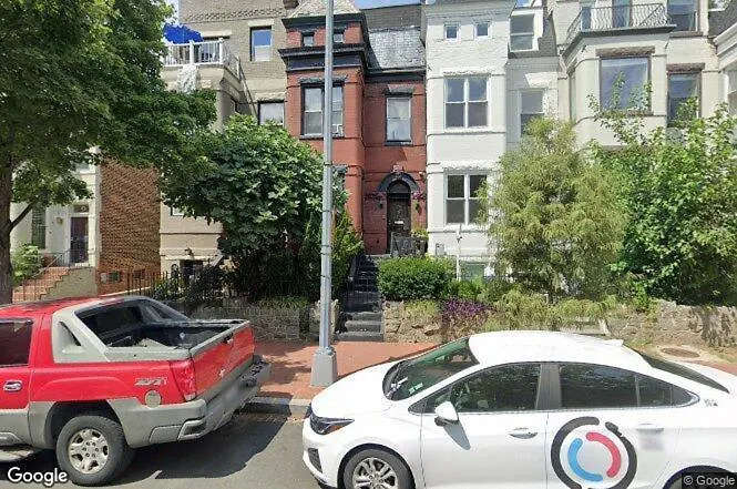 An English Gem Near Union Station